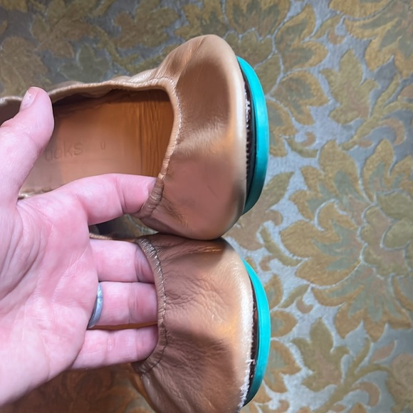 Champagne tieks - Picture 4 of 5